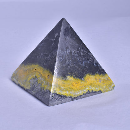 BUMBLEBEE JASPER CRYSTAL PYRAMID P946