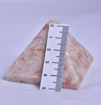 SUNSTONE CRYSTAL PYRAMID P943