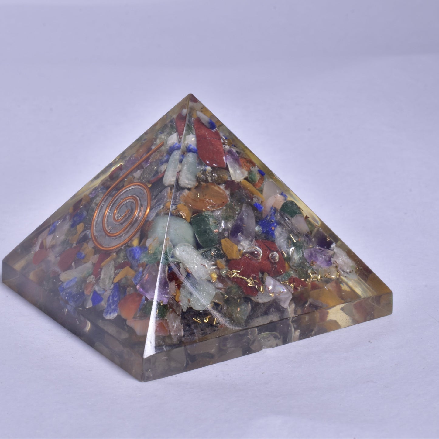 ORGANITE CRYSTAL PYRAMID P940