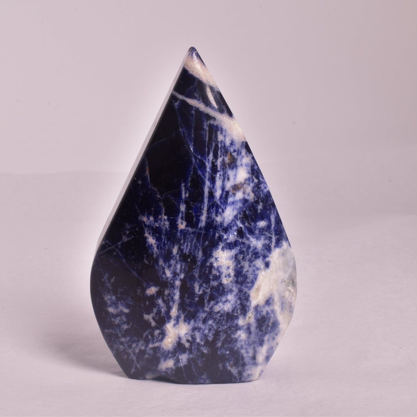 SODALITE CRYSTAL POLISHED FLAME P139