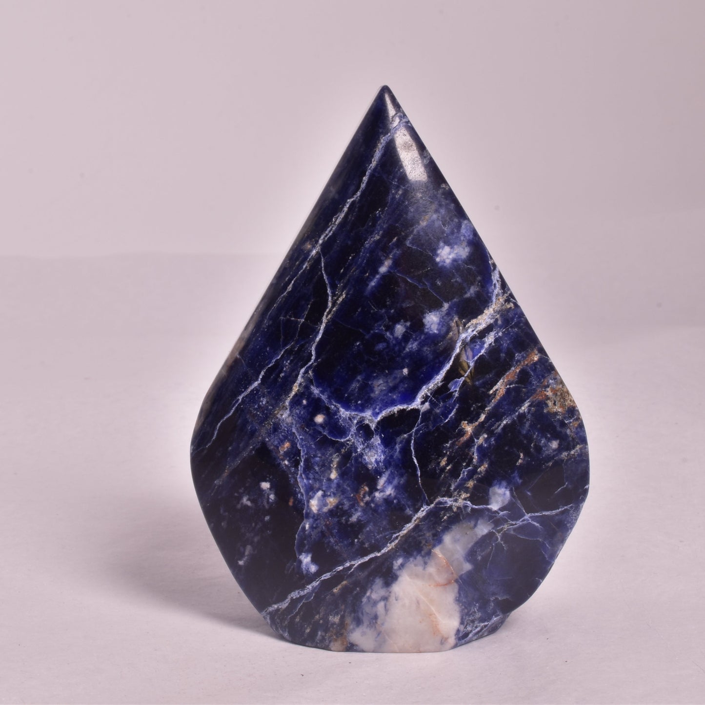 SODALITE CRYSTAL POLISHED FLAME P140