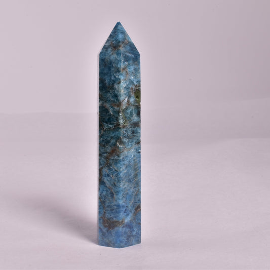 BLUE APATITE CRYSTAL 6 SIDED POINT GENERATOR P172