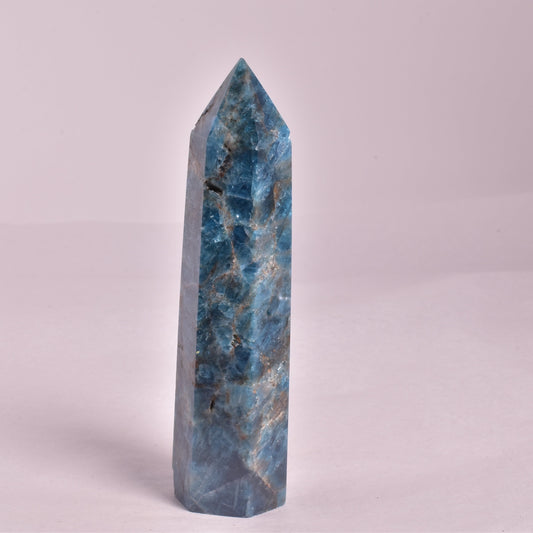 BLUE APATITE CRYSTAL 6 SIDED POINT GENERATOR P173