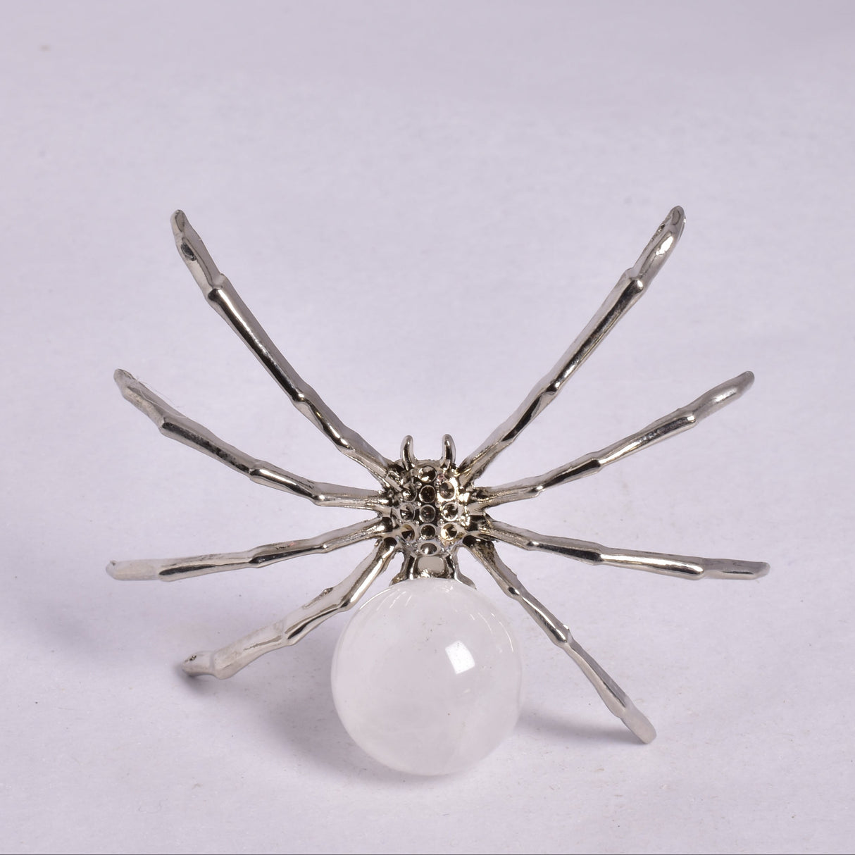 QUARTZ SPHERE ON METAL SPIDER P372
