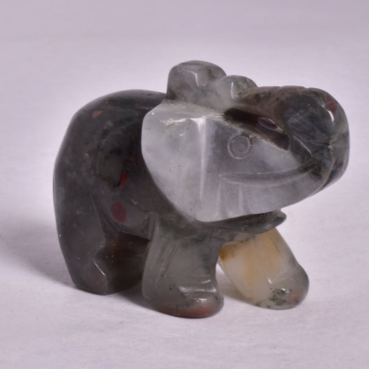 BLOODSTONE ELEPHANT CARVING P895