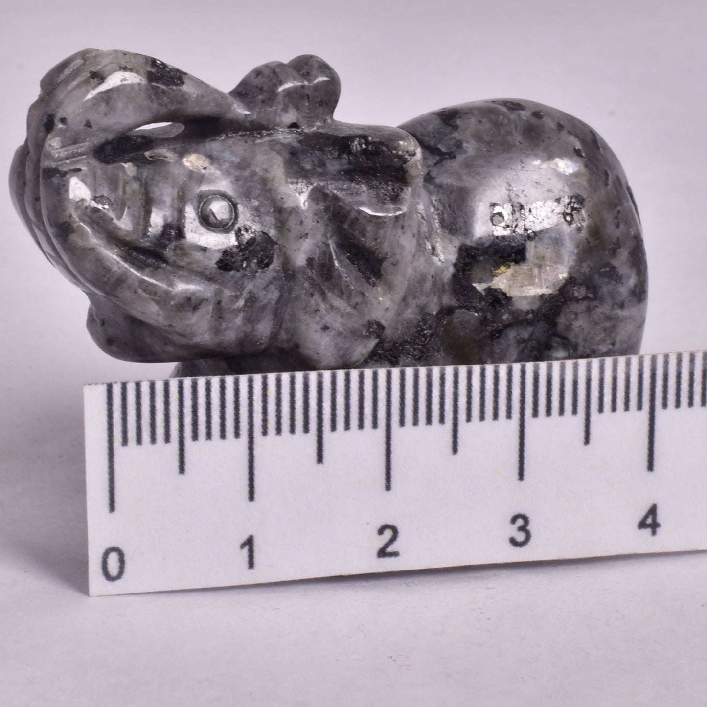 LARVIKITE ELEPHANT CARVING P820