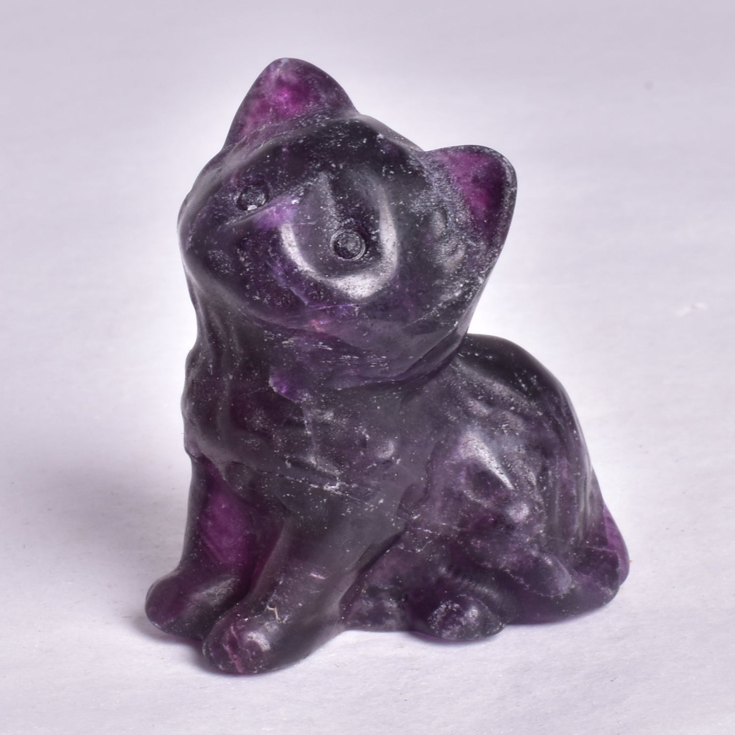 FLUORITE CAT CARVING P640