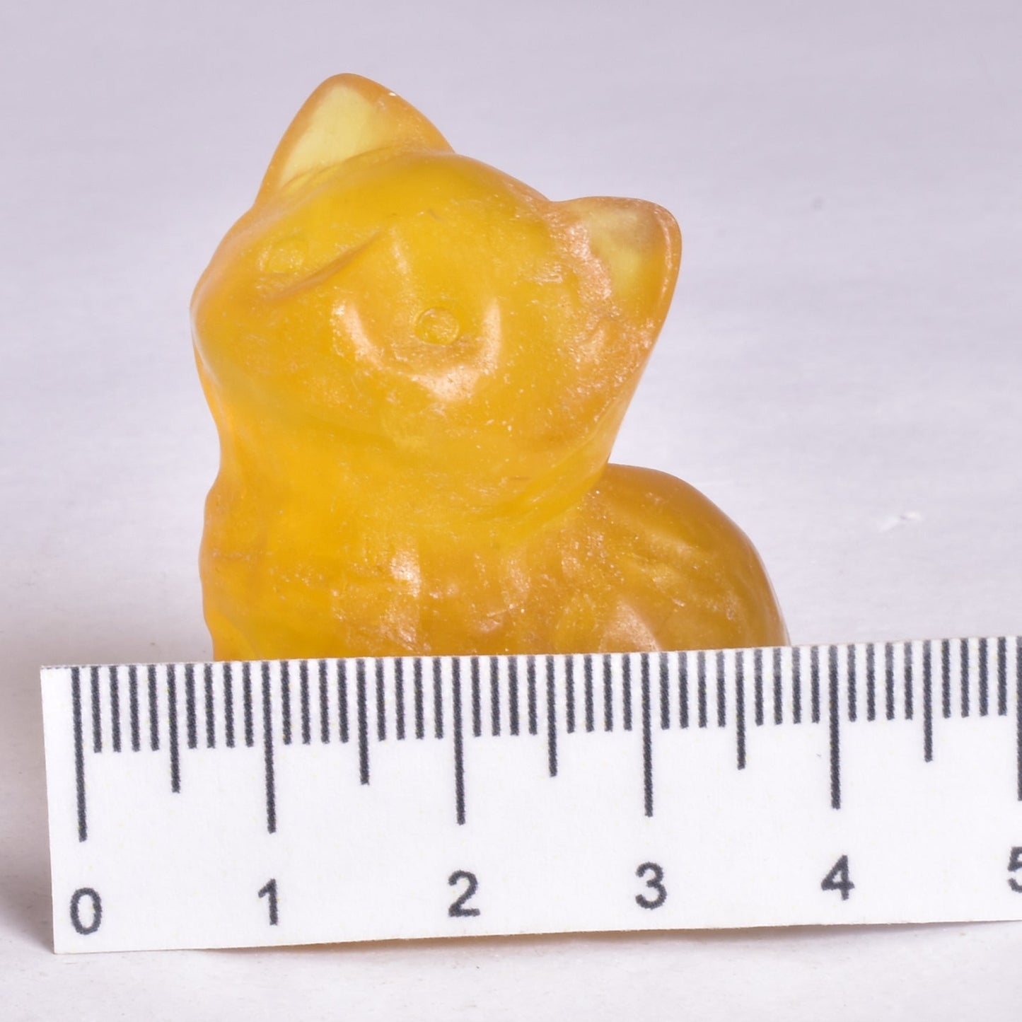 FLUORITE CAT CARVING P650