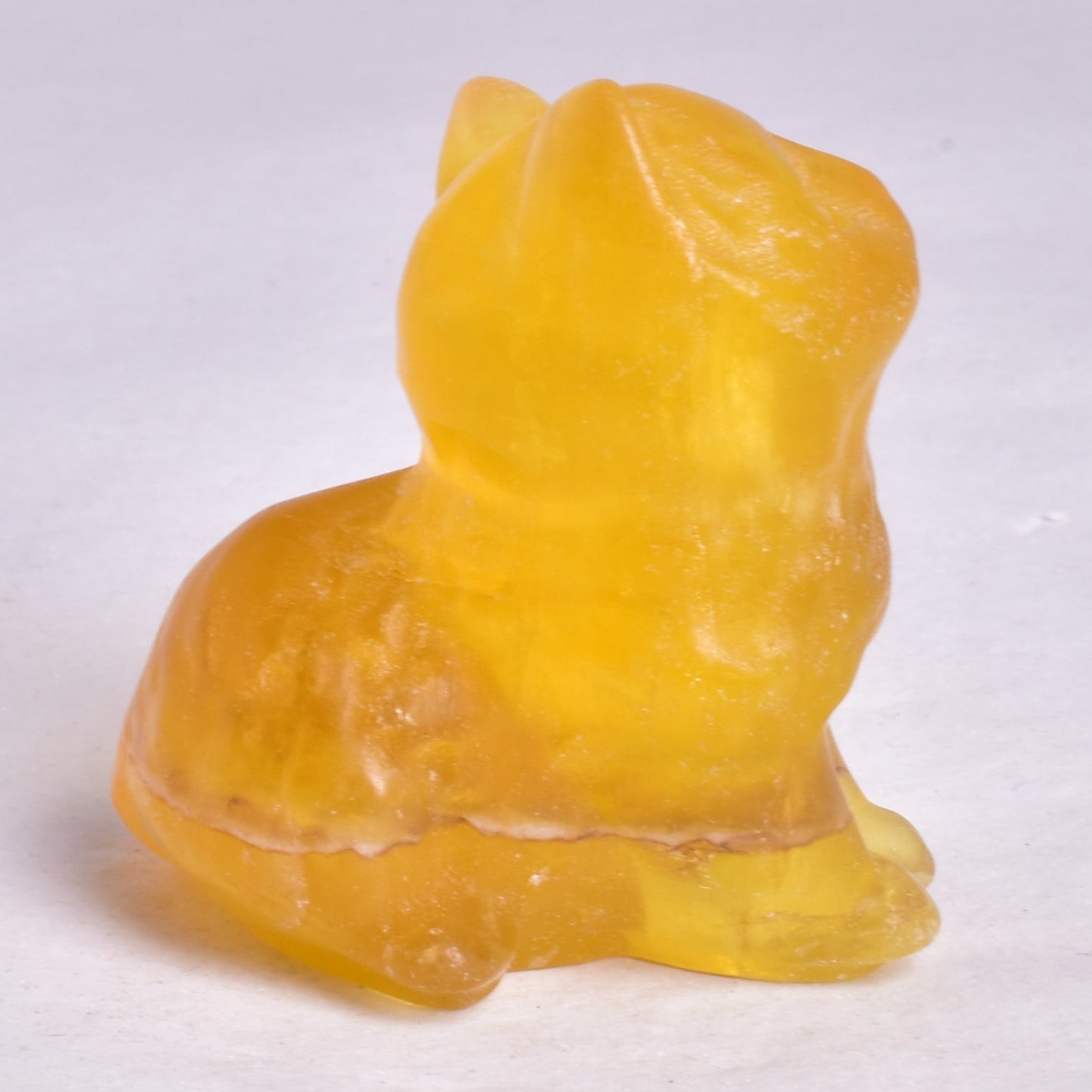 FLUORITE CAT CARVING P650