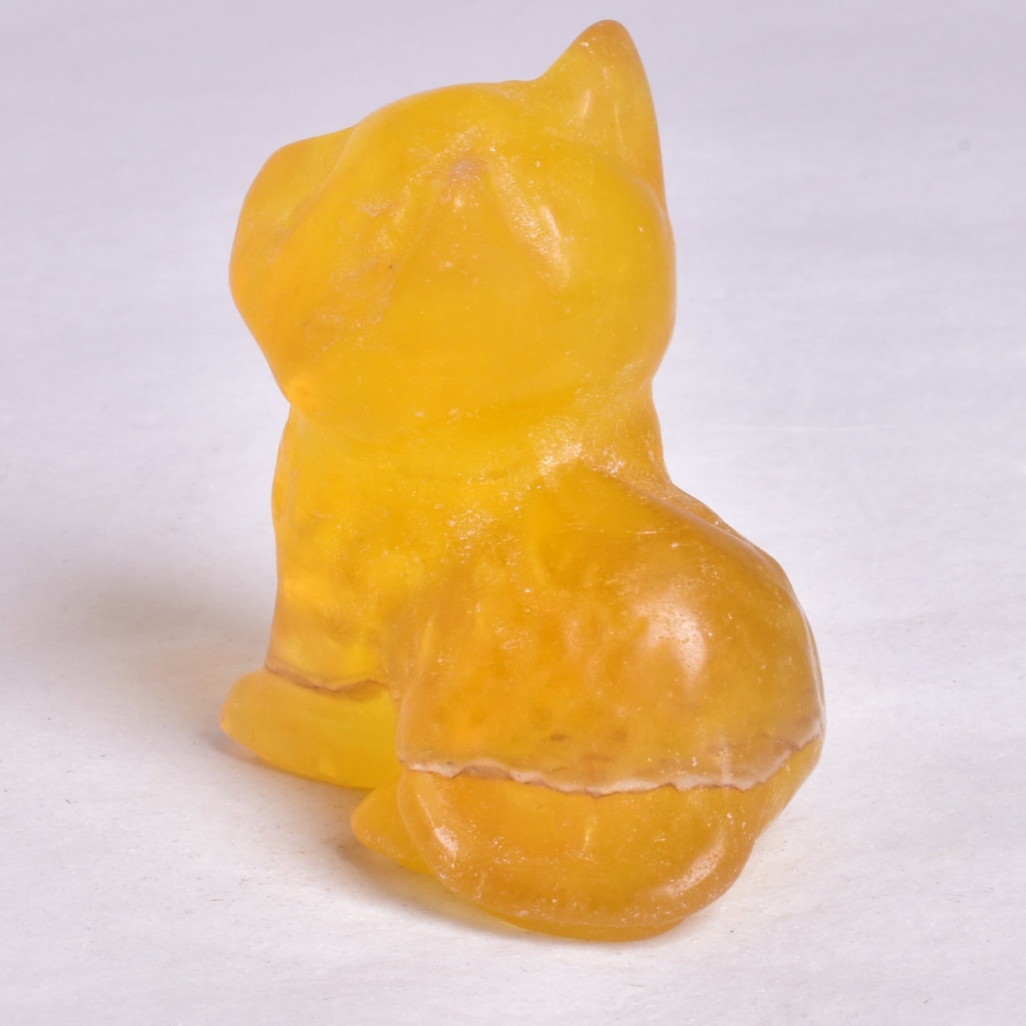 FLUORITE CAT CARVING P650