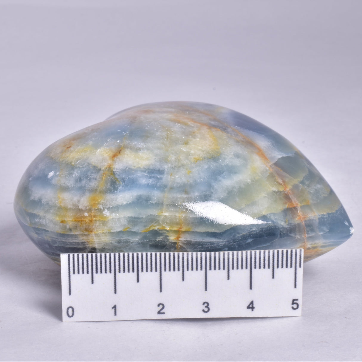 BLUE ONYX HEART CARVING P478