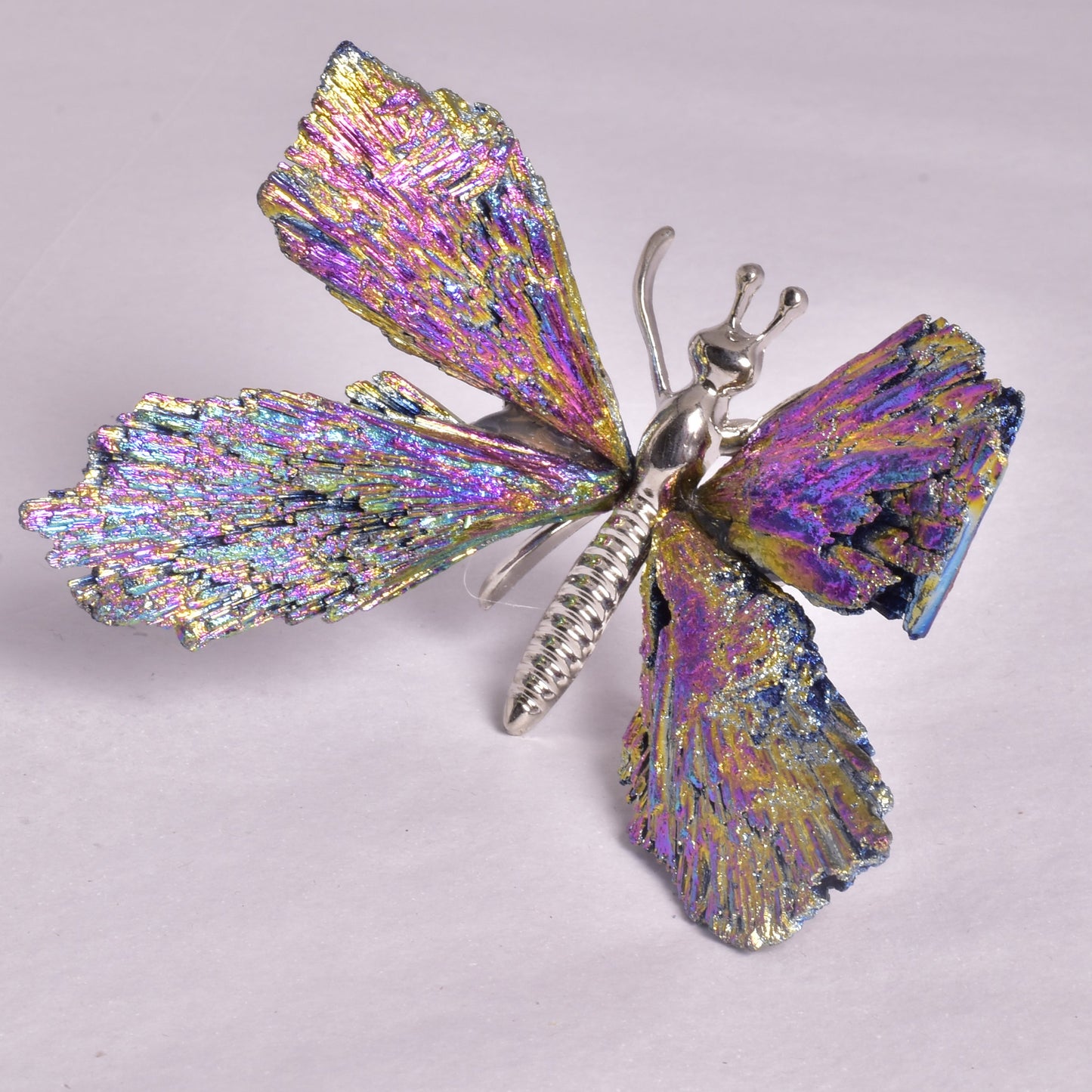 TITANIUM AURA KYANITE BUTTERFLY P923