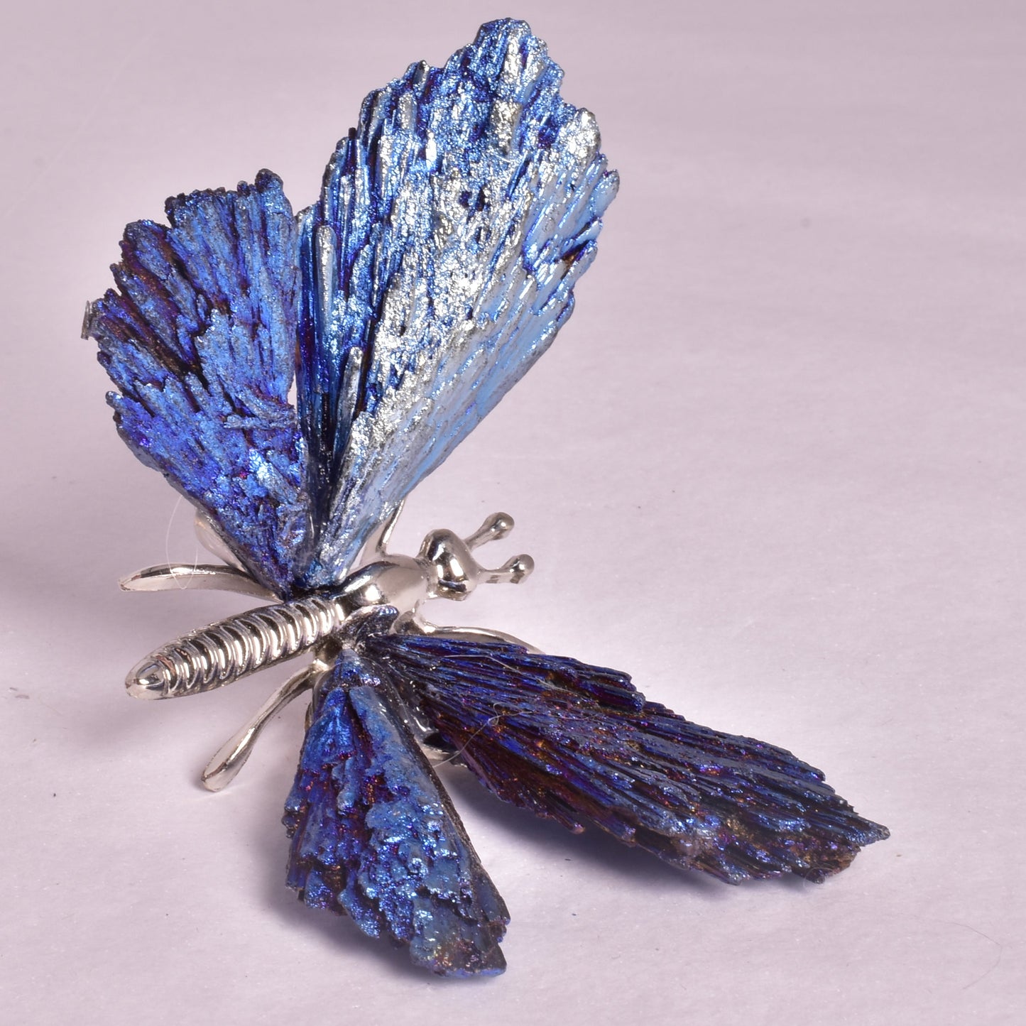 TITANIUM AURA KYANITE BUTTERFLY P924