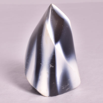 ORCA AGATE POLISHED FLAME P933