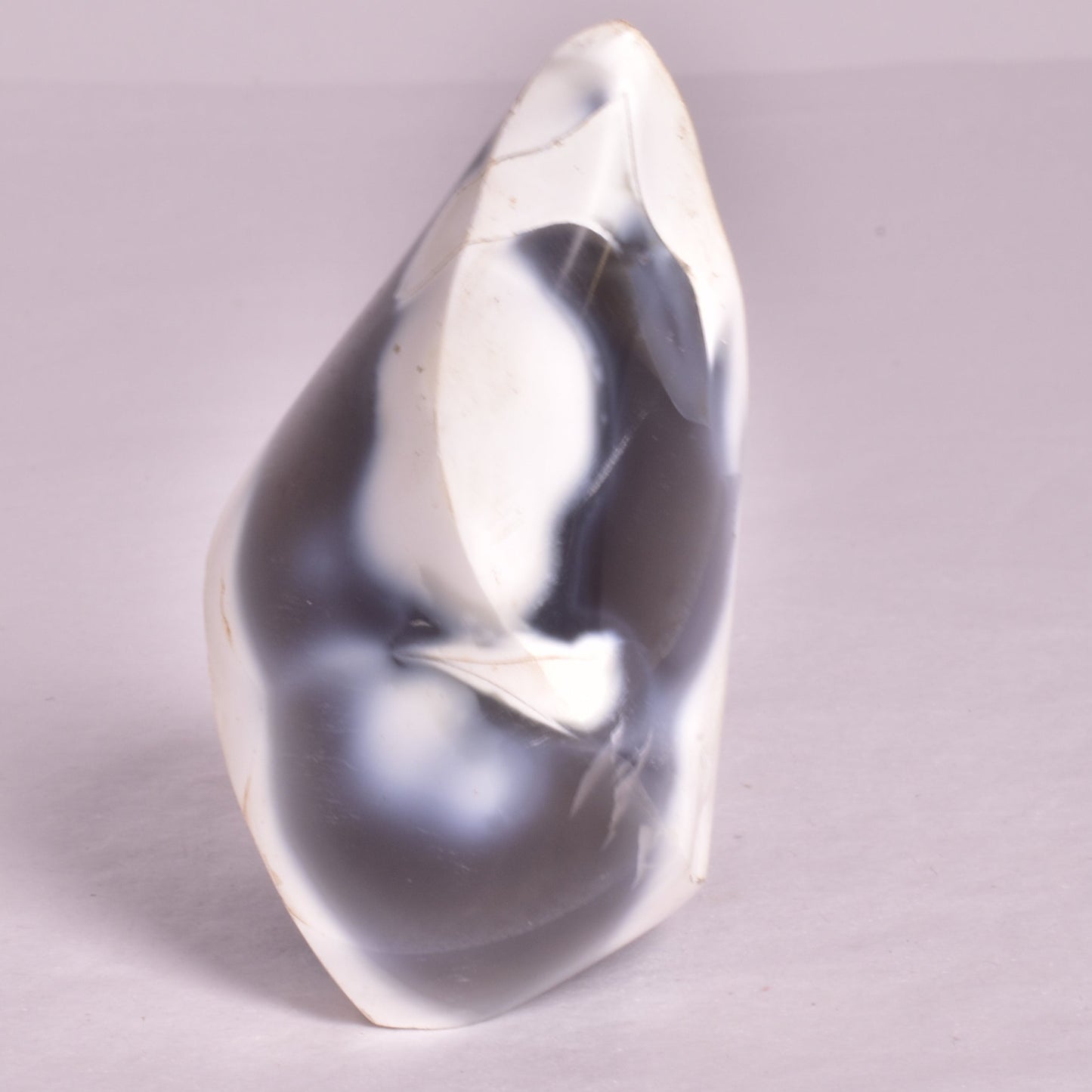 ORCA AGATE POLISHED FLAME P934