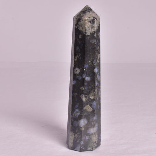 QUE SERA CRYSTAL 6 SIDED POINT GENERATOR P1028