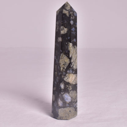 QUE SERA CRYSTAL 6 SIDED POINT GENERATOR P1028