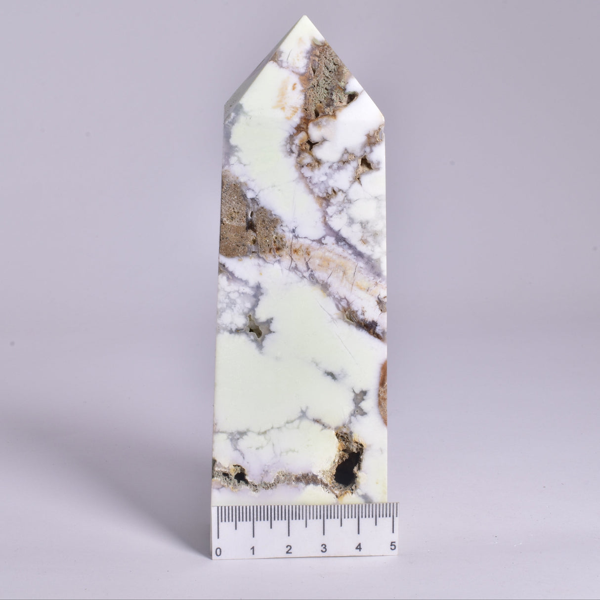 LEMON CHRYSOPRASE with MAGNESITE GENERATOR, POINT P967