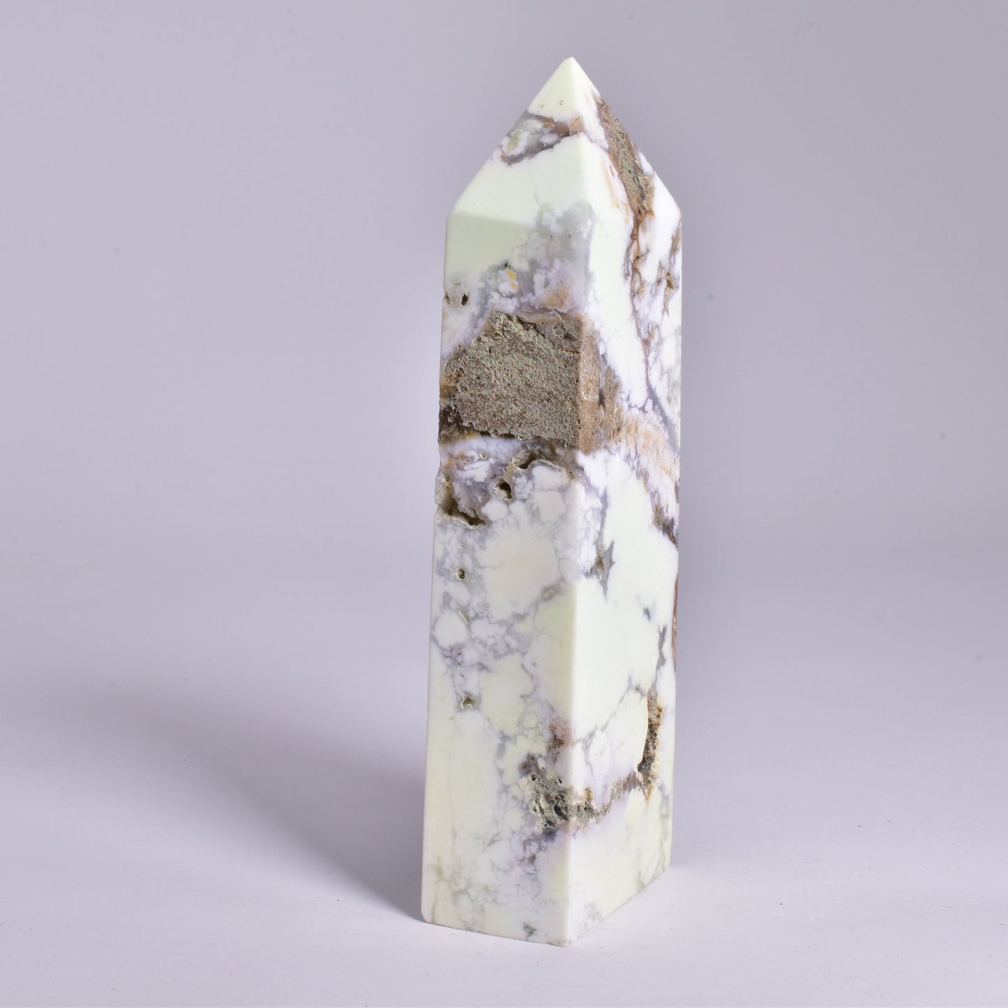 LEMON CHRYSOPRASE with MAGNESITE GENERATOR, POINT P967