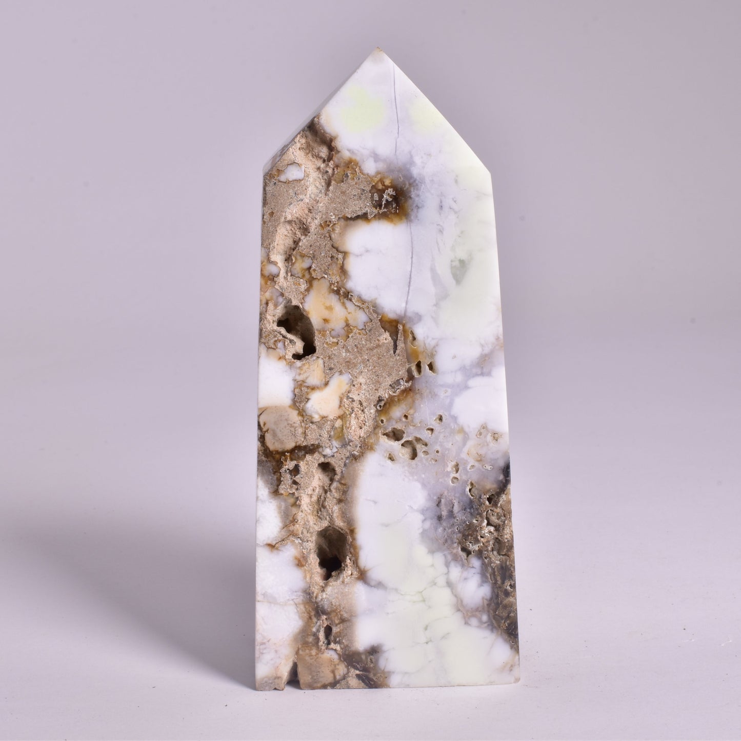 LEMON CHRYSOPRASE with MAGNESITE GENERATOR, POINT P2062