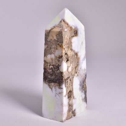 LEMON CHRYSOPRASE with MAGNESITE GENERATOR, POINT P2062