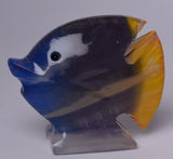 DYED ONYX FISH CARVING P332