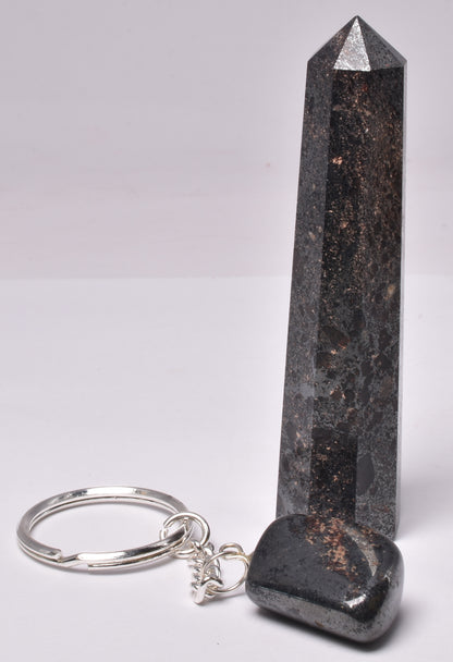 HEMATITE POINT/ GENERATOR AND KEYRING P1040