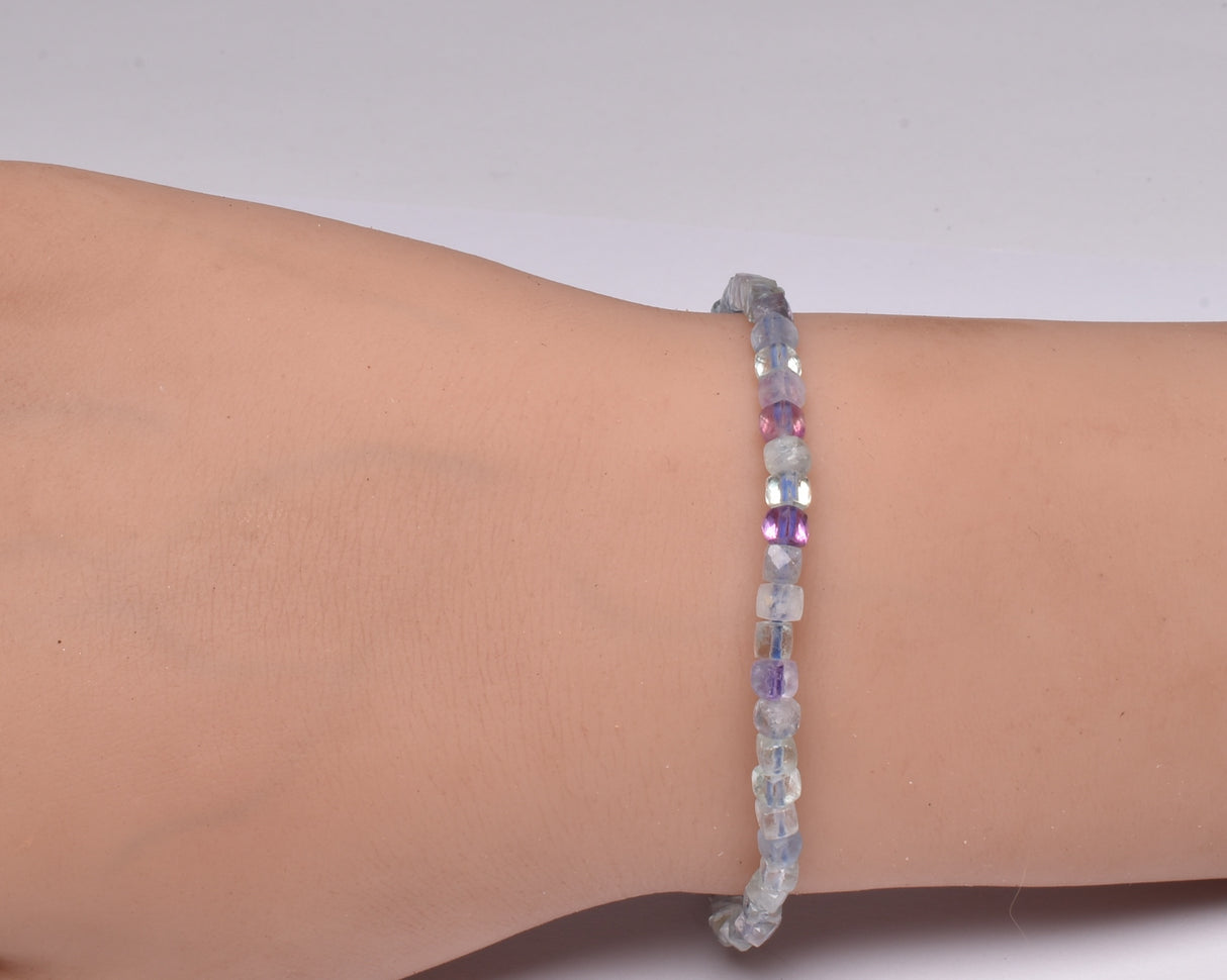MOONSTONE BEADED BRACELET J13