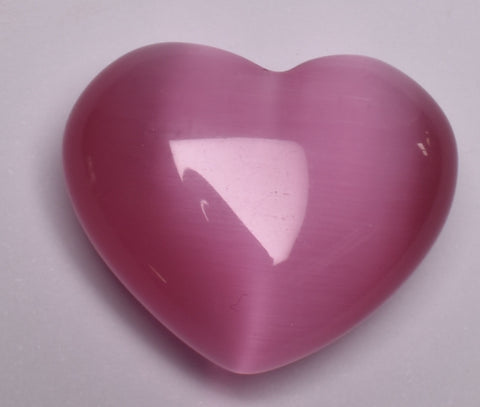 PINK CATS EYE HEART CARVING P42