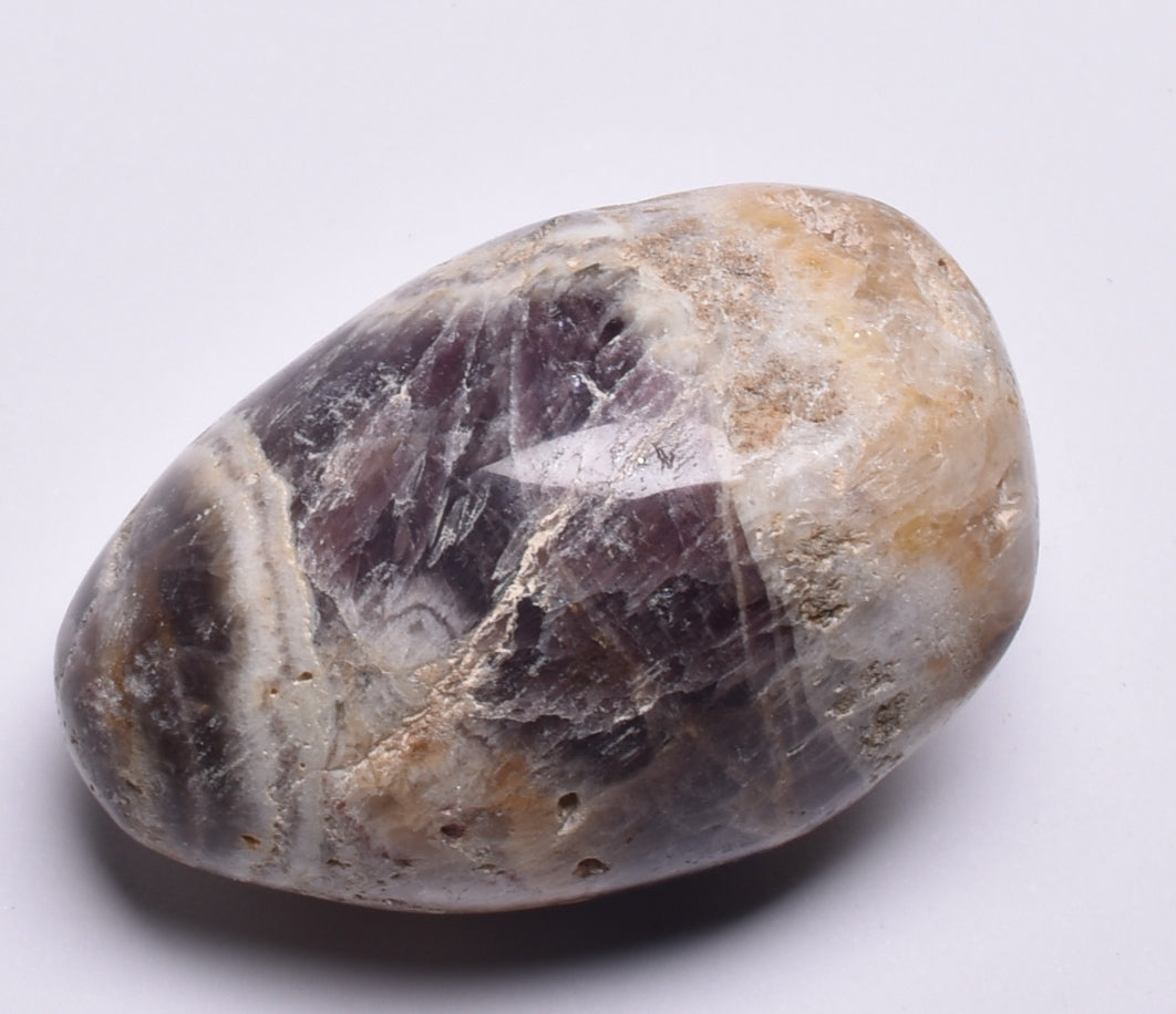 CHEVRON AMETHYST EGG TUMBLE P58