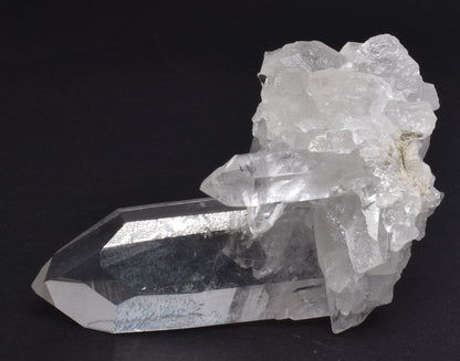 CLEAR QUARTZ CLUSTER of POINTS P588