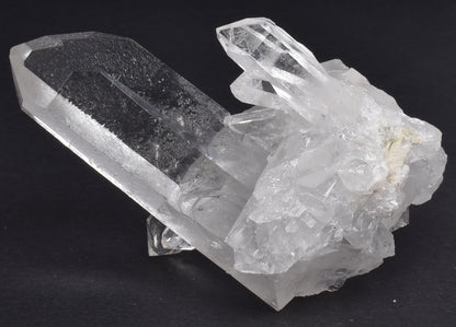 CLEAR QUARTZ CLUSTER of POINTS P588
