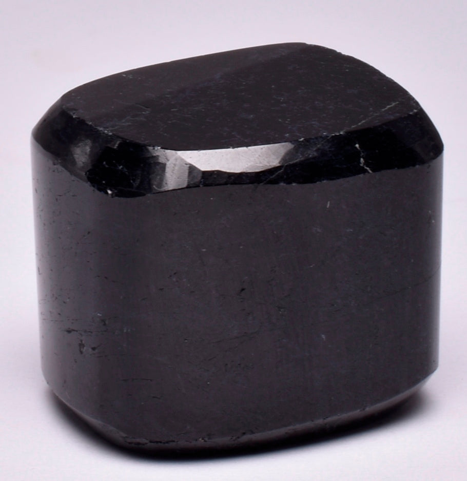 POLISHED TOURMALINE TUMBLE P186