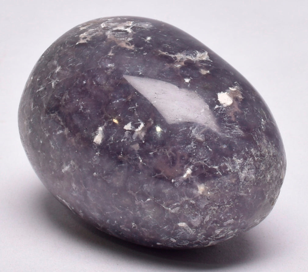 GRAPE AGATE EGG P749