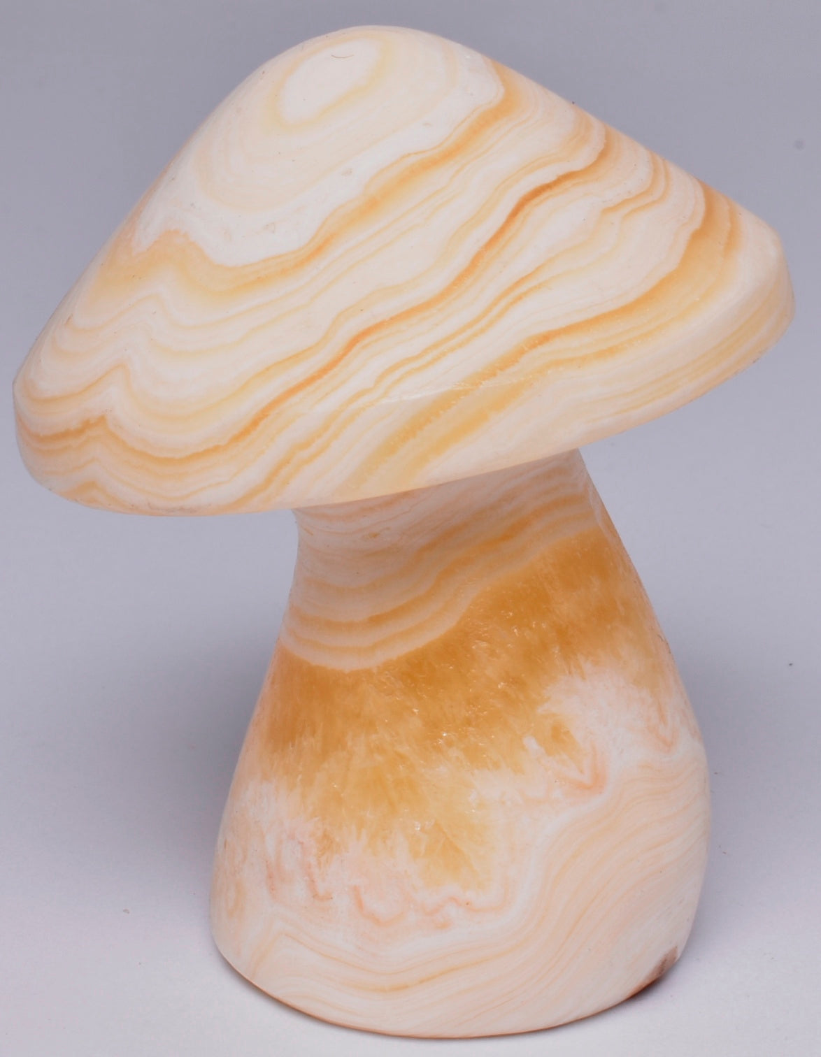 ARAGONITE MUSHROOM CARVING P37