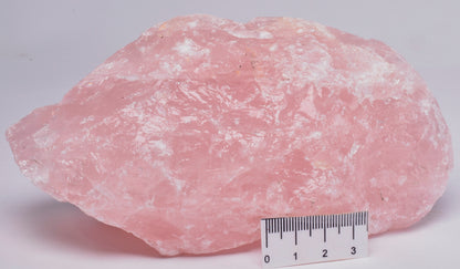 ROSE QUARTZ ROUGH CRYSTAL IN NATURAL FORM, R47