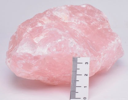 ROSE QUARTZ ROUGH CRYSTAL IN NATURAL FORM, R47
