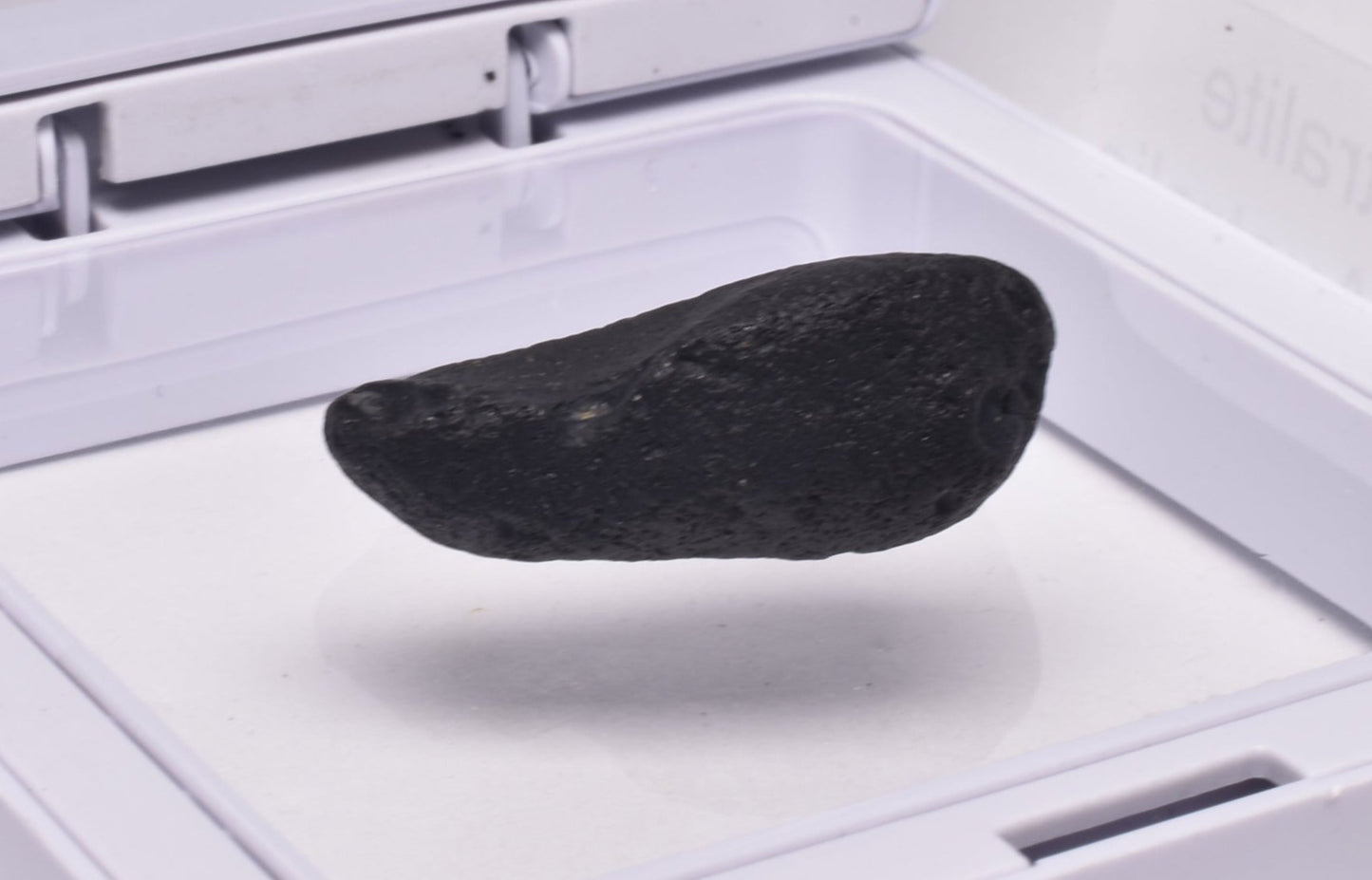 AUSTRALITE, METEORITE FROM SOUTH AUSTRALIA MT71