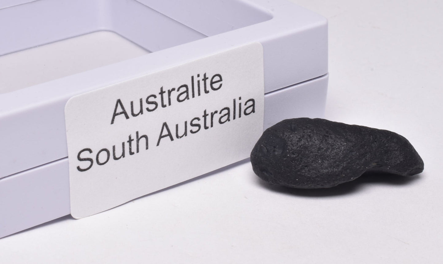 AUSTRALITE, METEORITE FROM SOUTH AUSTRALIA MT71