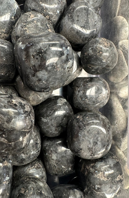 LARVIKITE POLISHED CRYSTAL TUMBLE T23