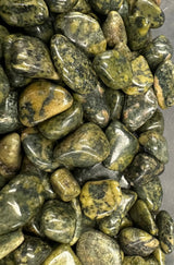 NEPHRITE JADE TUMBLE T39
