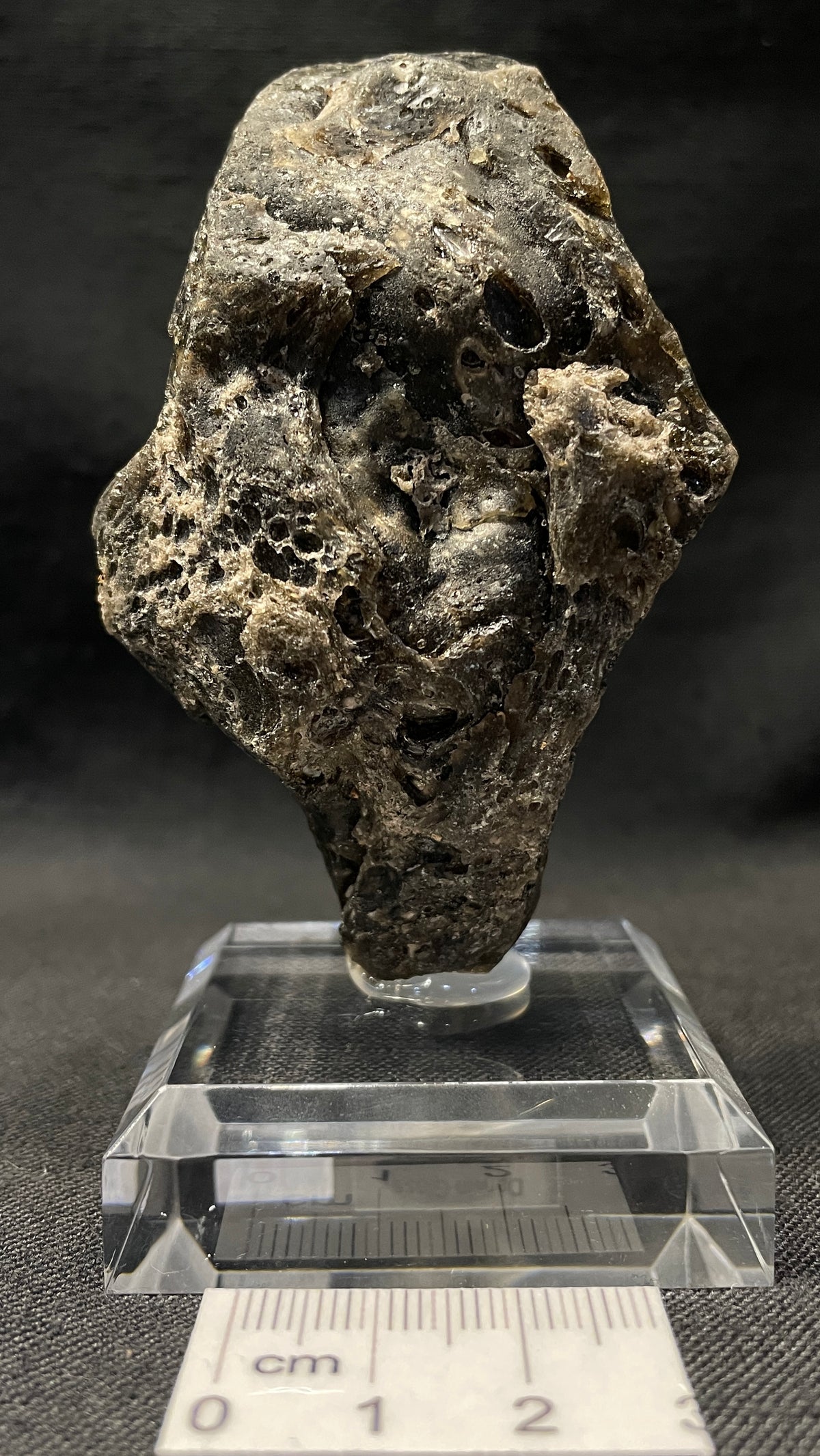 DARWIN GLASS IMPACTITE, Impact Melt, Australia IDG010