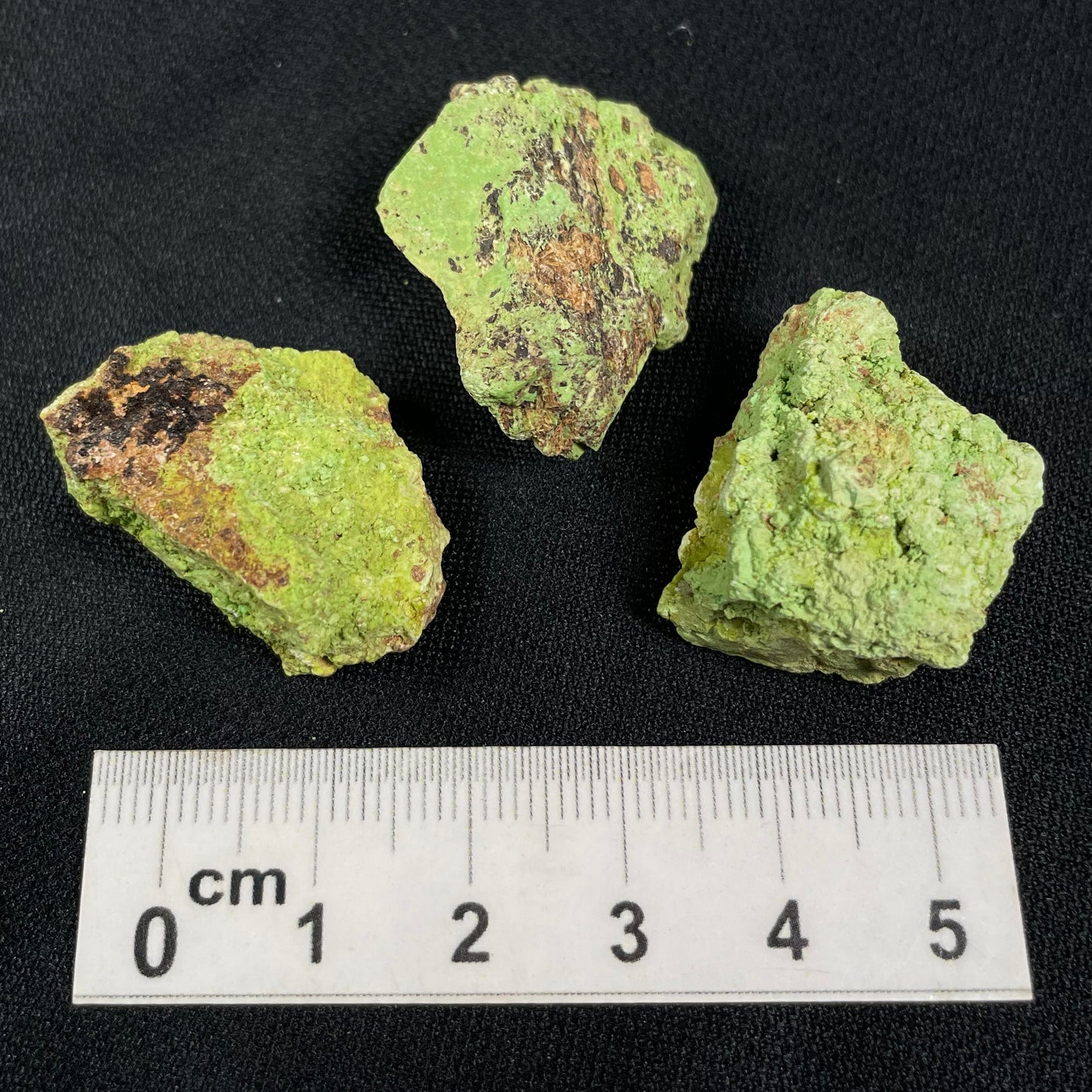 Gaspeite Rough from Australia (3 pieces) XRG002