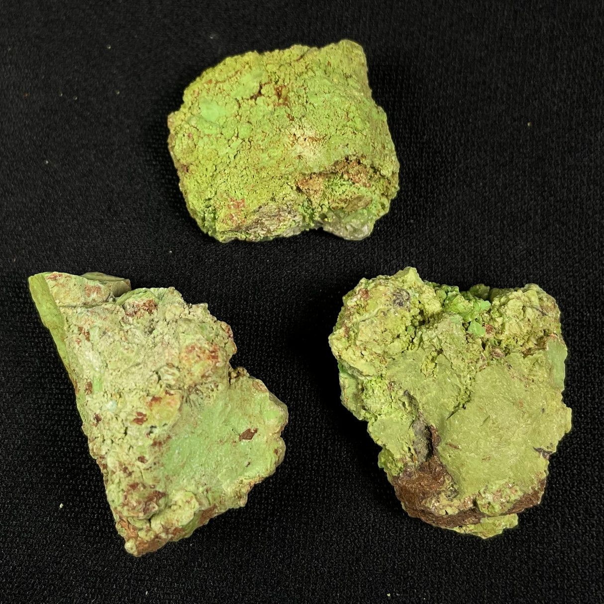 Gaspeite Rough from Australia (3 pieces) XRG006