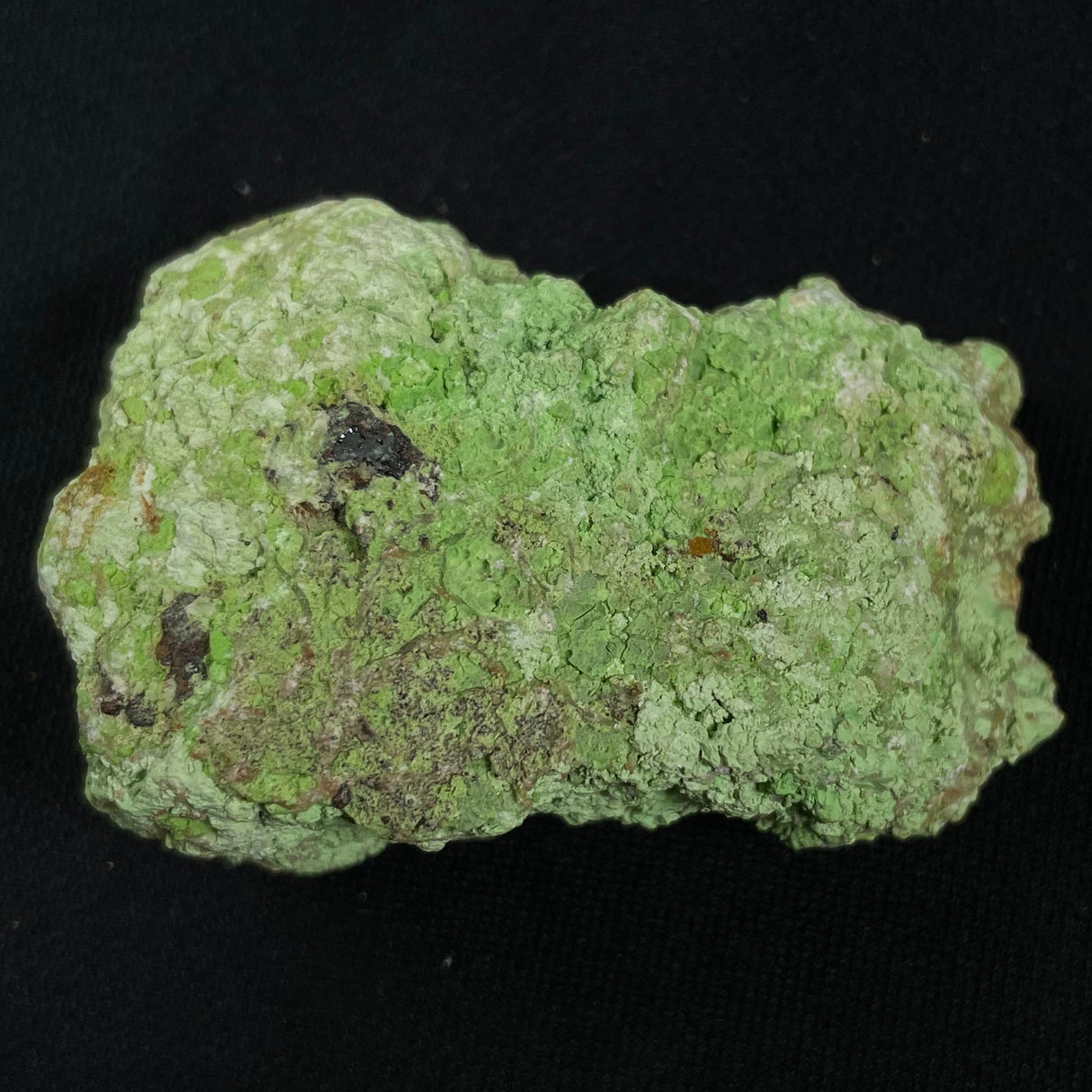Gaspeite Rough from Australia XRG014