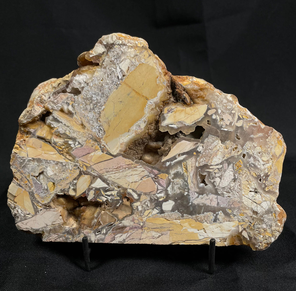 BRECCIATED MOOKAITE, Australia YSC001