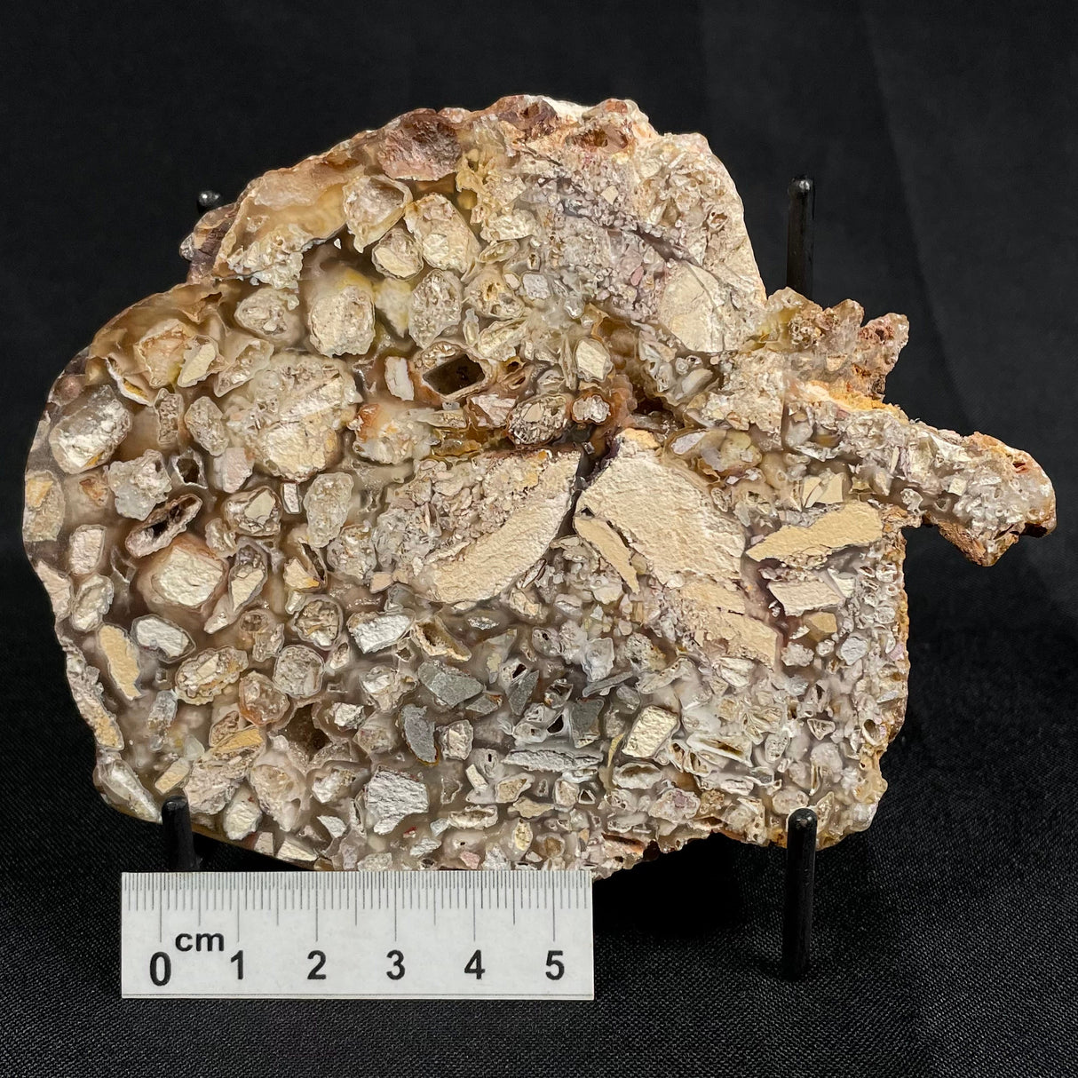 BRECCIATED MOOKAITE, Australia YSC003
