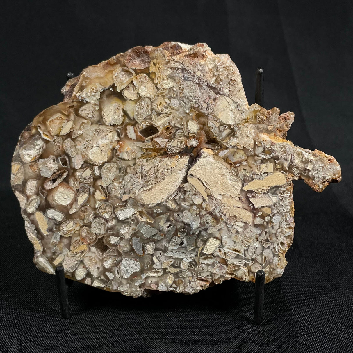 BRECCIATED MOOKAITE, Australia YSC003