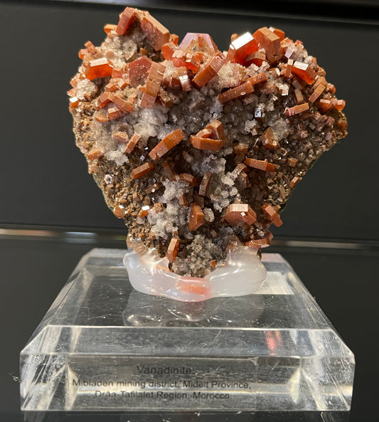 VANADINITE, Morocco IV040