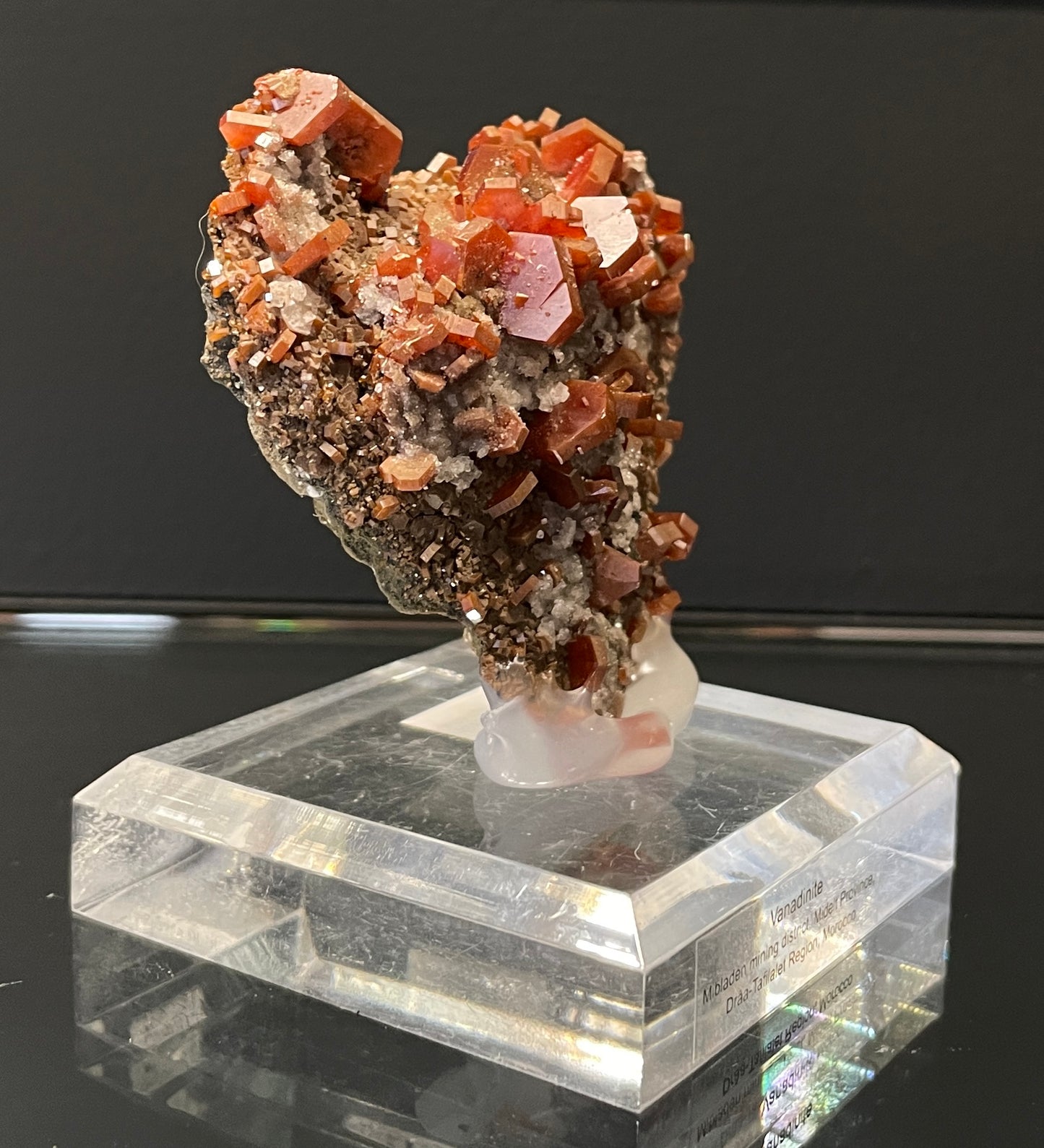 VANADINITE, Morocco IV040